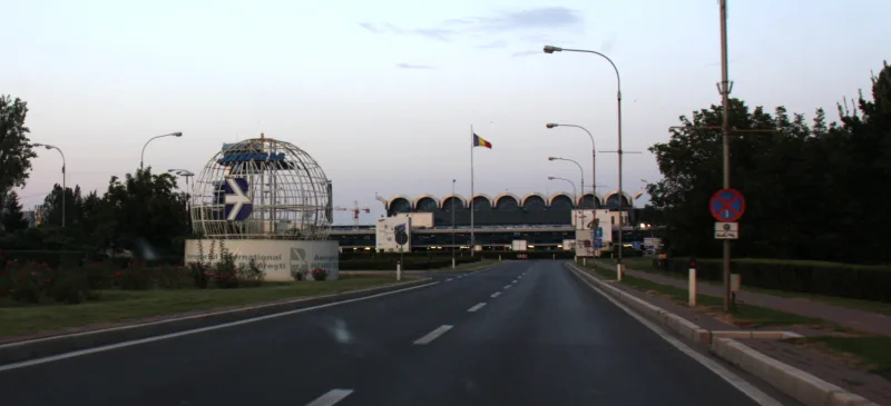 Entrance road at Henri Coandă Airport, Otopeni